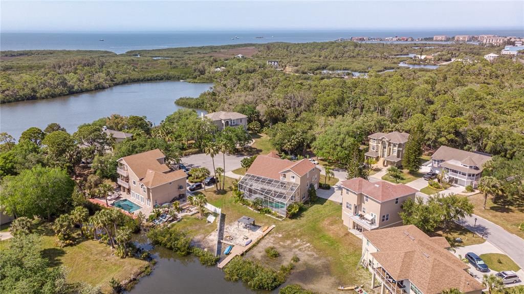 For Sale: $550,000 (4 beds, 3 baths, 2708 Square Feet)