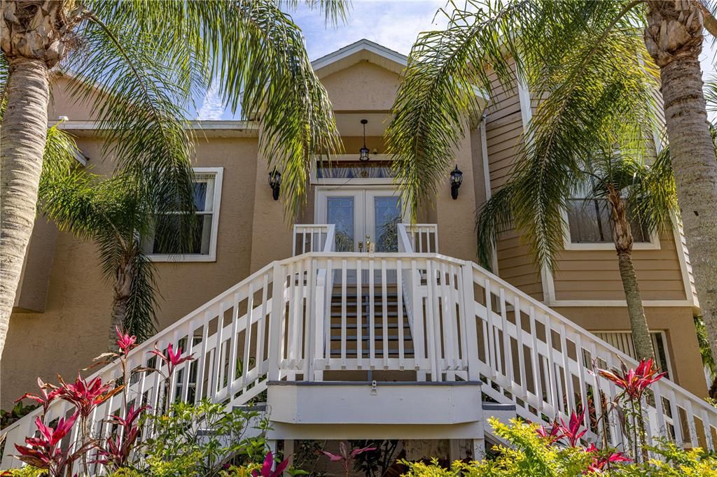 For Sale: $550,000 (4 beds, 3 baths, 2708 Square Feet)