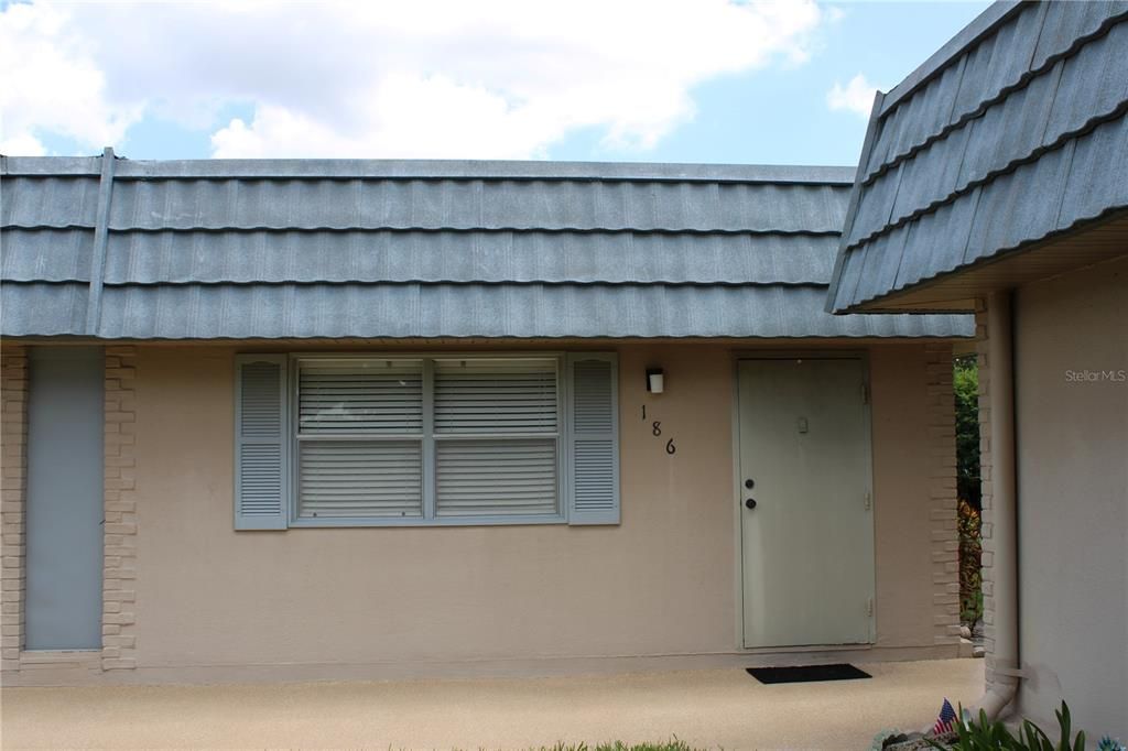 For Sale: $75,000 (1 beds, 1 baths, 800 Square Feet)