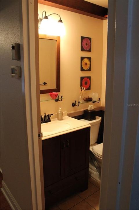 For Sale: $75,000 (1 beds, 1 baths, 800 Square Feet)