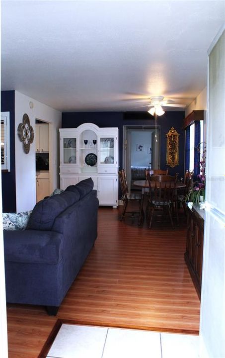 For Sale: $75,000 (1 beds, 1 baths, 800 Square Feet)