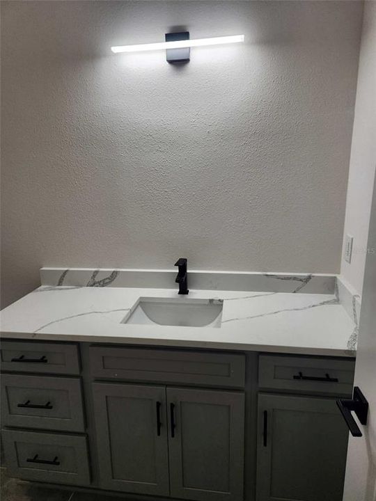For Rent: $3,500 (3 beds, 3 baths, 2487 Square Feet)