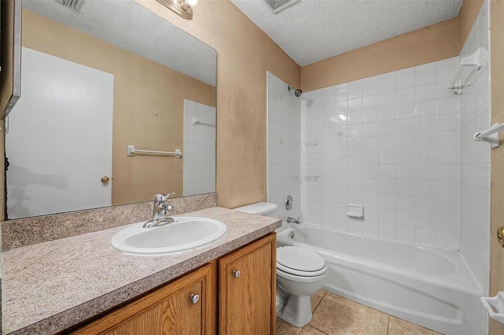 For Sale: $225,000 (3 beds, 2 baths, 1364 Square Feet)