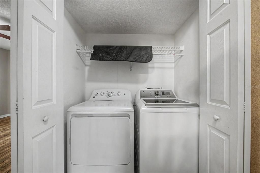 For Sale: $225,000 (3 beds, 2 baths, 1364 Square Feet)