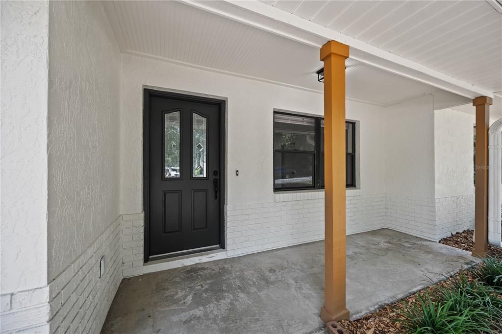For Sale: $325,000 (3 beds, 2 baths, 1260 Square Feet)