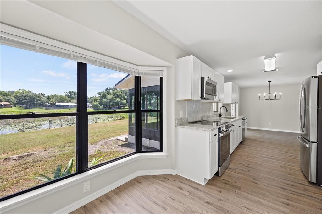 For Sale: $325,000 (3 beds, 2 baths, 1260 Square Feet)
