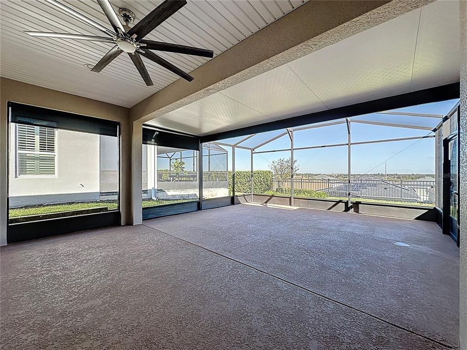 For Sale: $400,000 (3 beds, 2 baths, 1905 Square Feet)