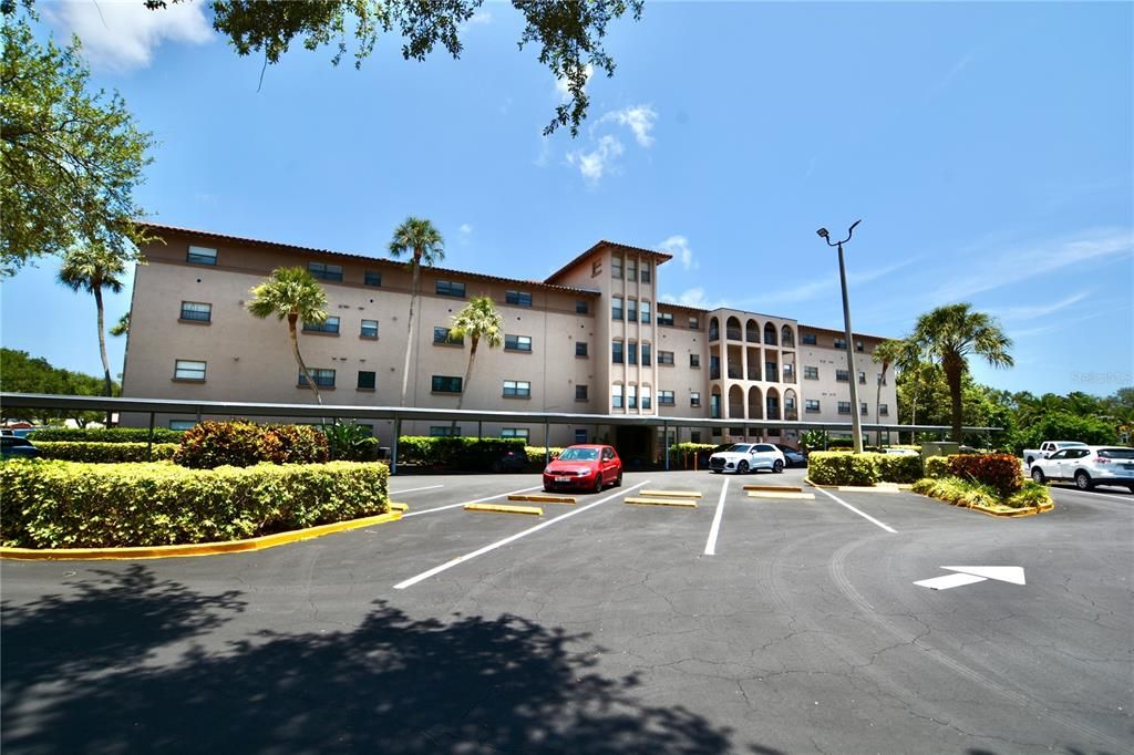 For Rent: $2,750 (2 beds, 2 baths, 1147 Square Feet)