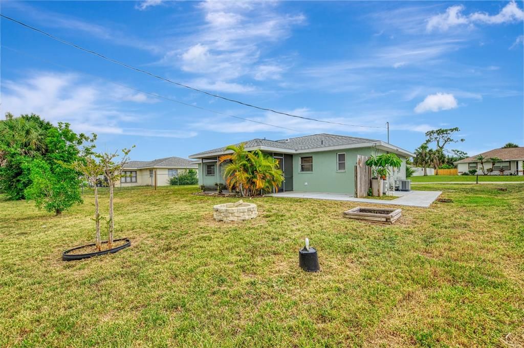 Active With Contract: $199,000 (2 beds, 2 baths, 1095 Square Feet)