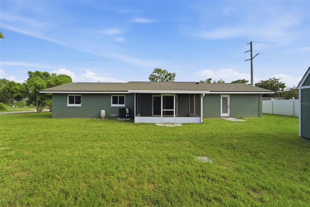 For Sale: $339,900 (3 beds, 2 baths, 1584 Square Feet)