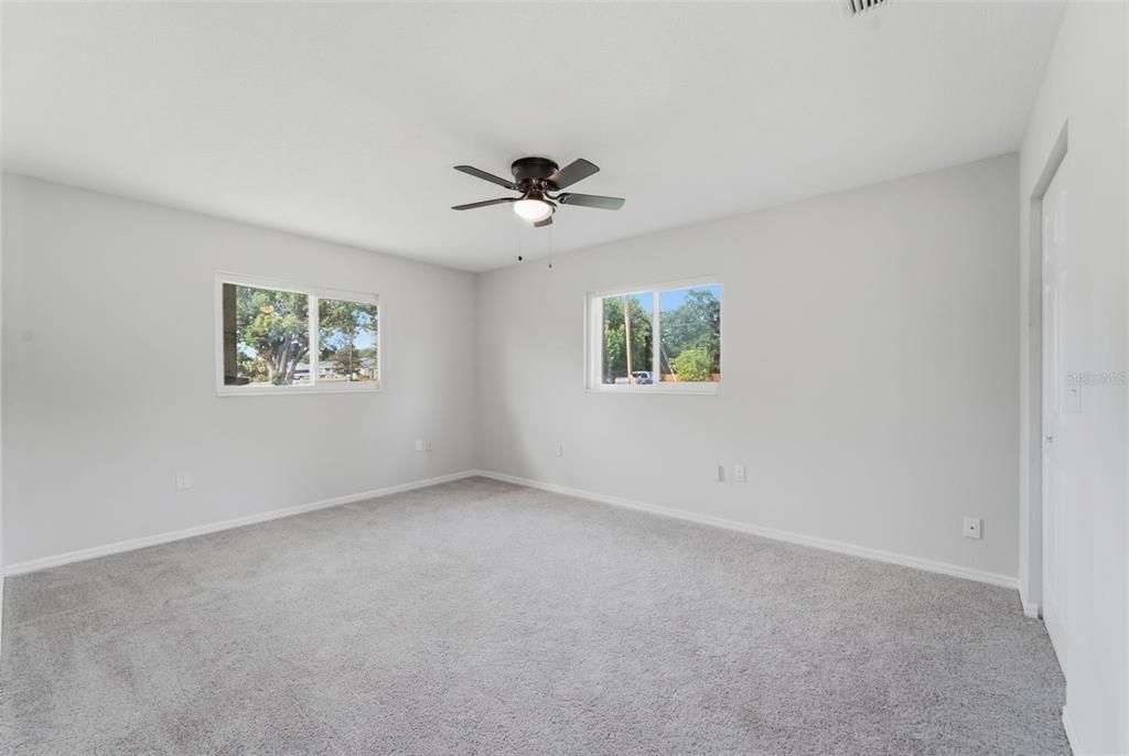 For Sale: $339,900 (3 beds, 2 baths, 1584 Square Feet)