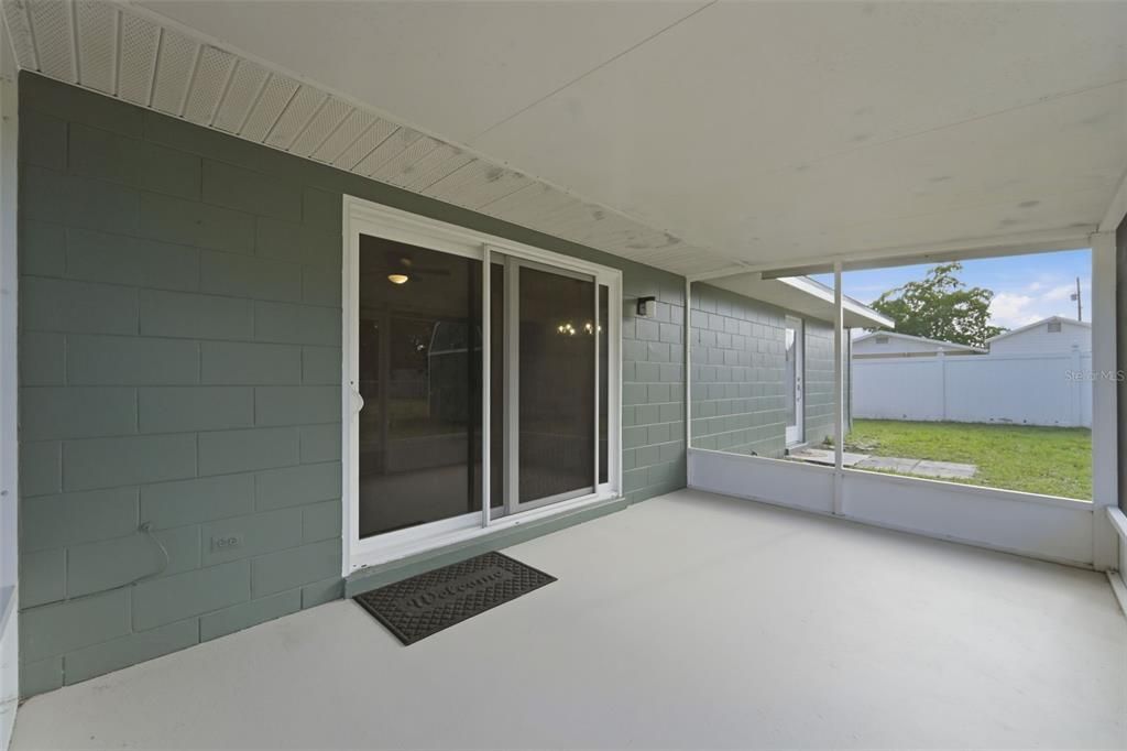 For Sale: $339,900 (3 beds, 2 baths, 1584 Square Feet)