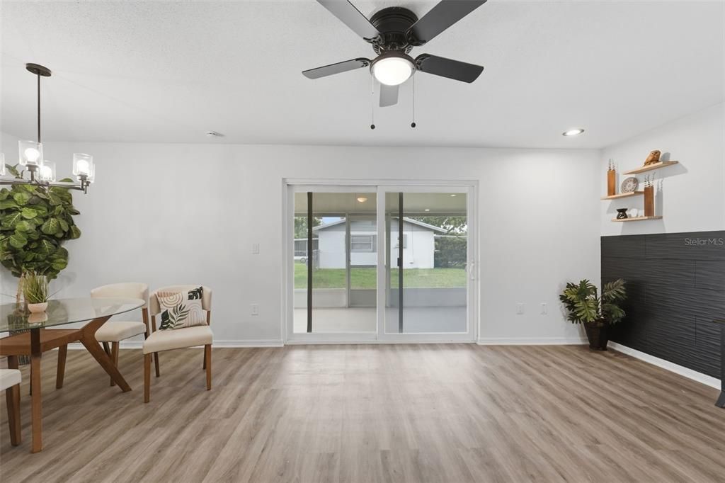For Sale: $339,900 (3 beds, 2 baths, 1584 Square Feet)