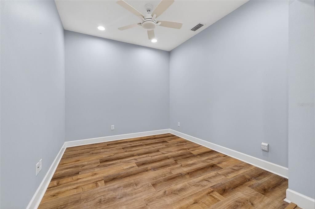 For Sale: $329,000 (3 beds, 2 baths, 1800 Square Feet)
