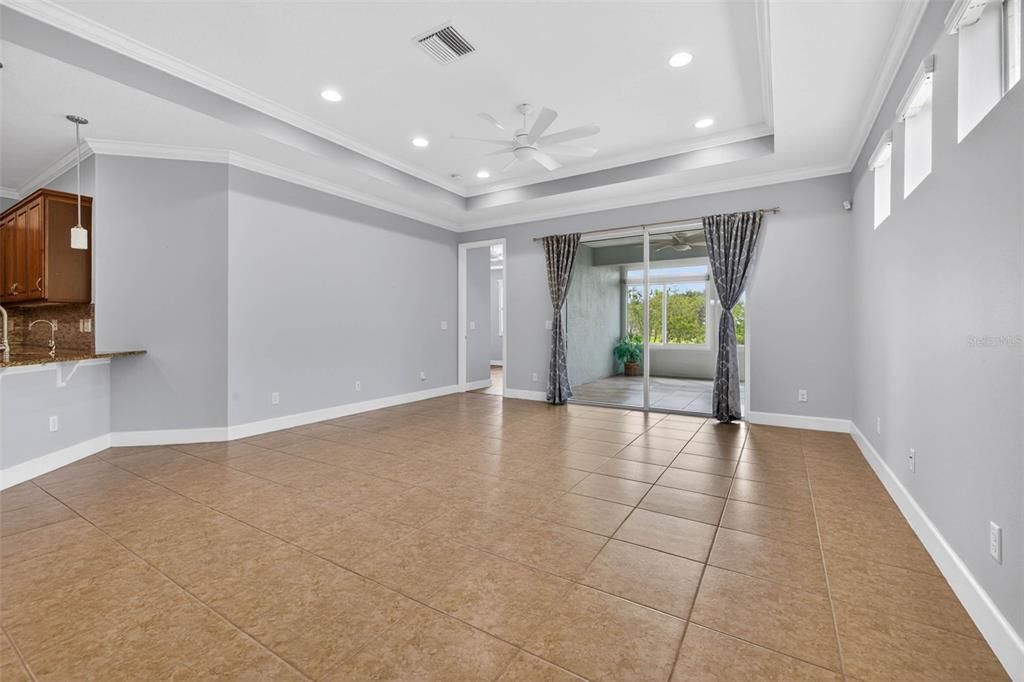 For Sale: $329,000 (3 beds, 2 baths, 1800 Square Feet)