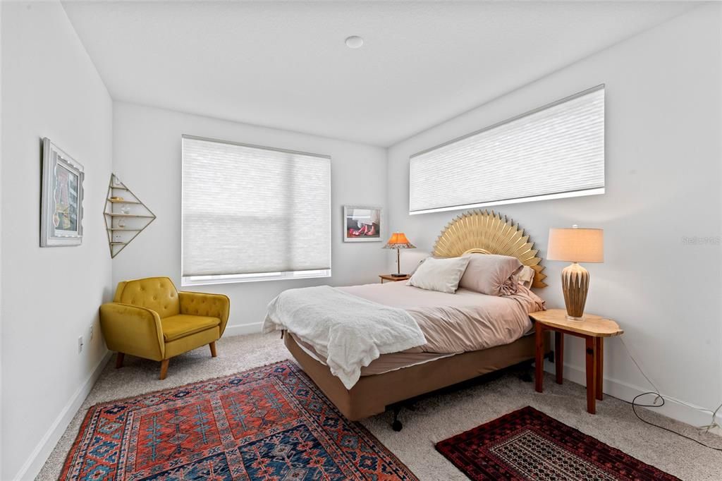 For Rent: $4,900 (3 beds, 3 baths, 2255 Square Feet)