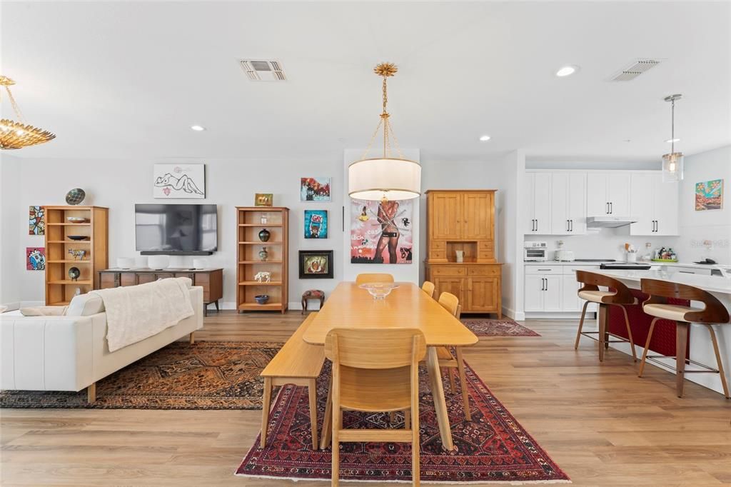 For Rent: $4,900 (3 beds, 3 baths, 2255 Square Feet)