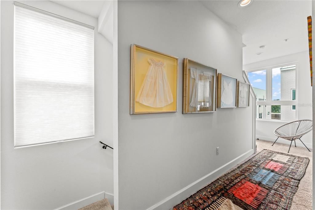 For Rent: $4,900 (3 beds, 3 baths, 2255 Square Feet)