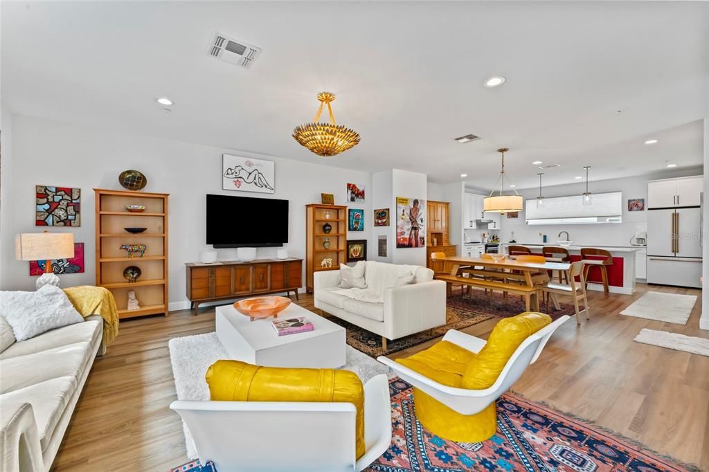 For Rent: $4,900 (3 beds, 3 baths, 2255 Square Feet)