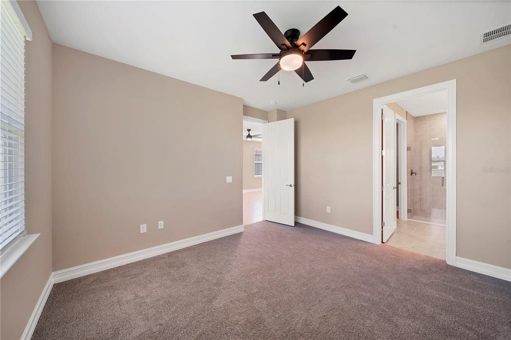 For Rent: $2,350 (2 beds, 2 baths, 1503 Square Feet)