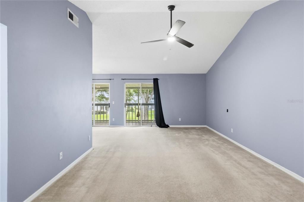 For Sale: $225,900 (2 beds, 2 baths, 1080 Square Feet)