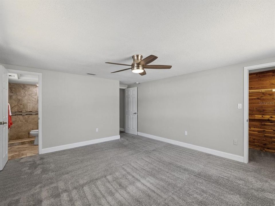 For Sale: $275,000 (3 beds, 2 baths, 1232 Square Feet)