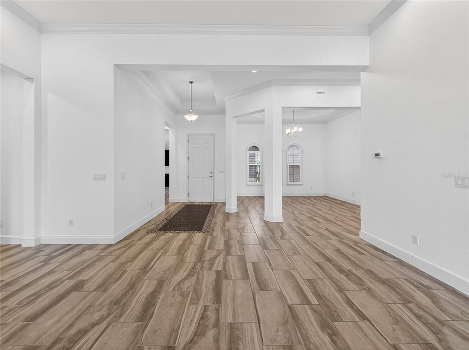 For Sale: $1,320,000 (4 beds, 5 baths, 4069 Square Feet)