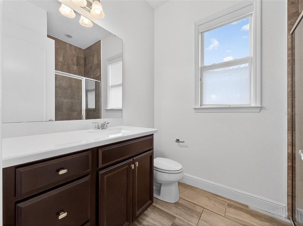For Sale: $1,320,000 (4 beds, 5 baths, 4069 Square Feet)