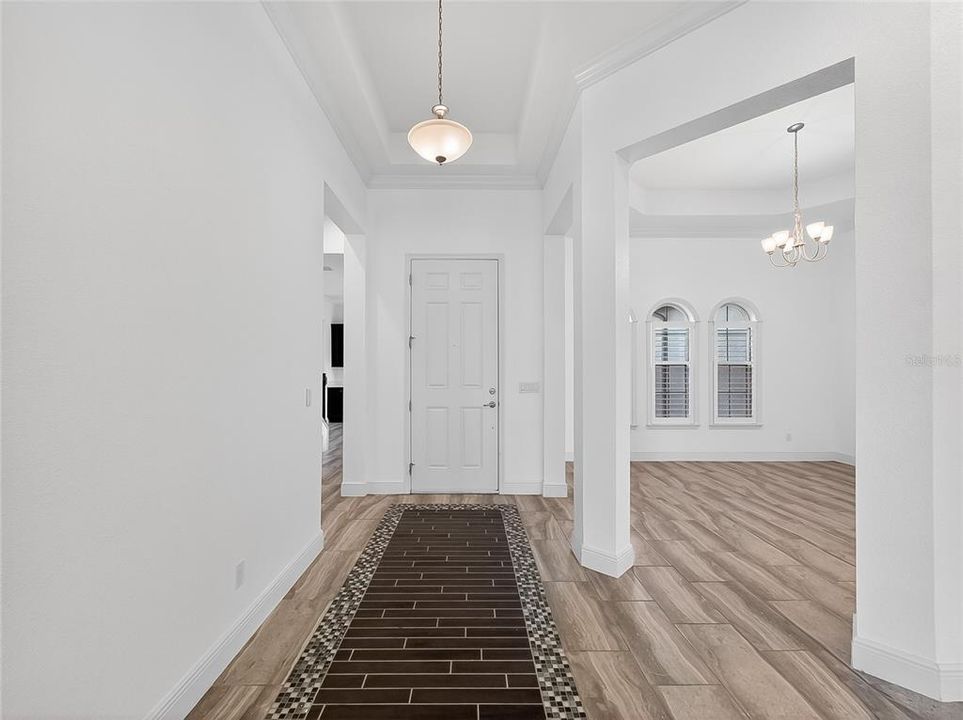 For Sale: $1,320,000 (4 beds, 5 baths, 4069 Square Feet)