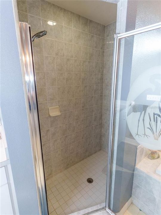 На продажу: $409,000 (3 спален, 2 ванн, 1833 Квадратных фут)