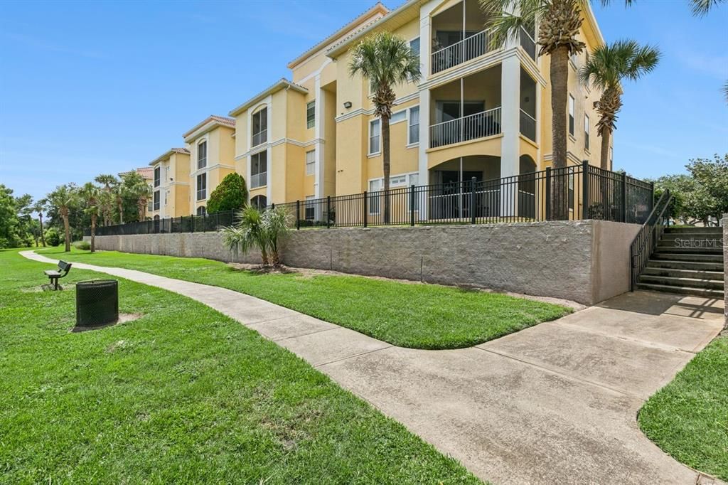 En Venta: $199,000 (2 camas, 2 baños, 1111 Pies cuadrados)
