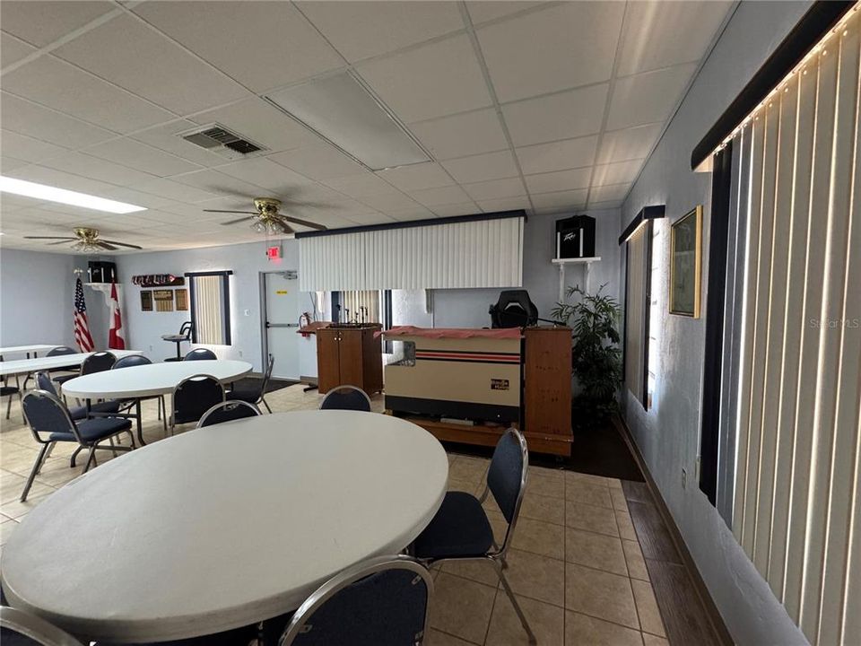 For Sale: $175,000 (2 beds, 2 baths, 1224 Square Feet)