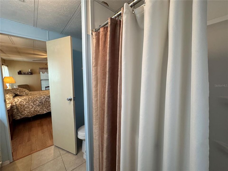 For Sale: $175,000 (2 beds, 2 baths, 1224 Square Feet)