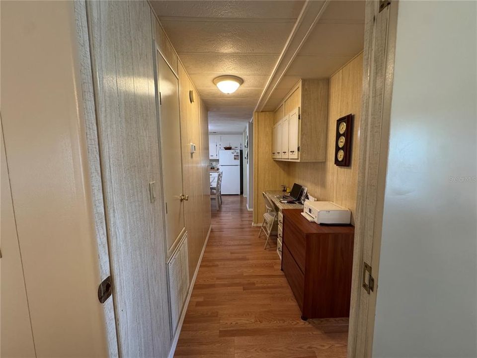 For Sale: $175,000 (2 beds, 2 baths, 1224 Square Feet)