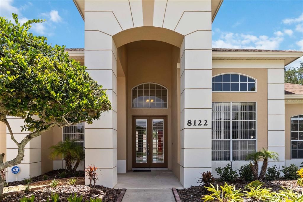 For Sale: $610,000 (4 beds, 3 baths, 2116 Square Feet)