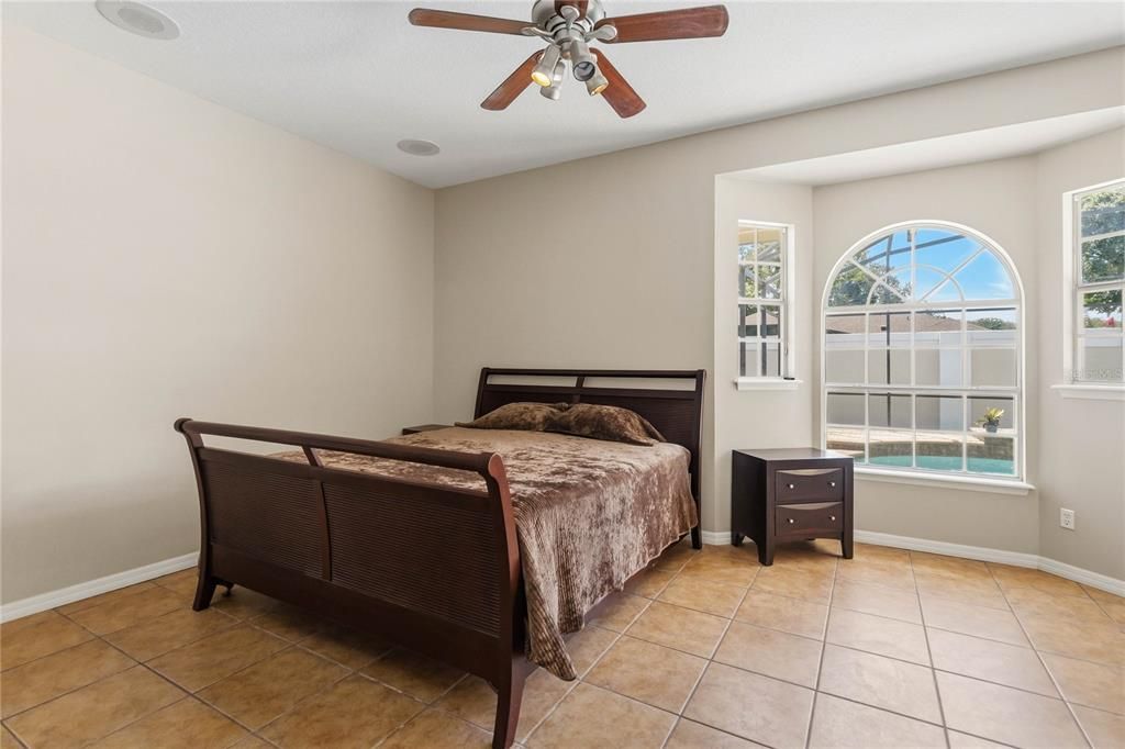 For Sale: $610,000 (4 beds, 3 baths, 2116 Square Feet)