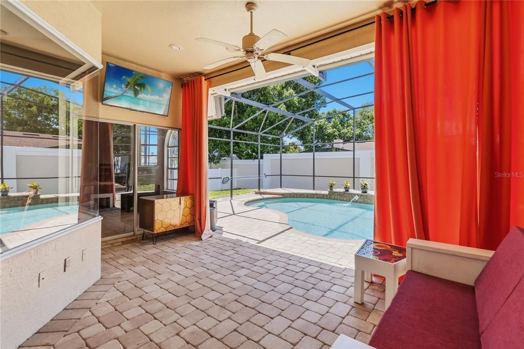 For Sale: $610,000 (4 beds, 3 baths, 2116 Square Feet)