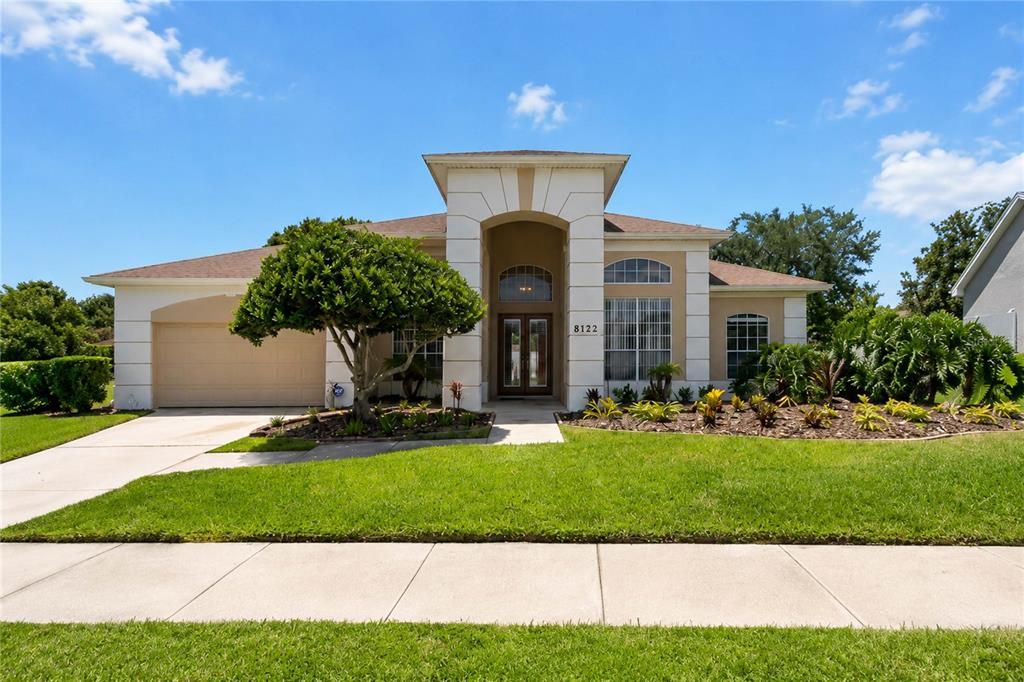 For Sale: $610,000 (4 beds, 3 baths, 2116 Square Feet)
