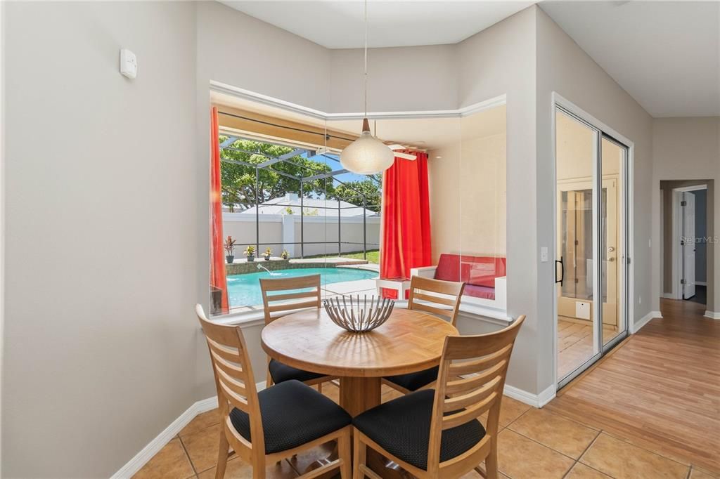 For Sale: $610,000 (4 beds, 3 baths, 2116 Square Feet)