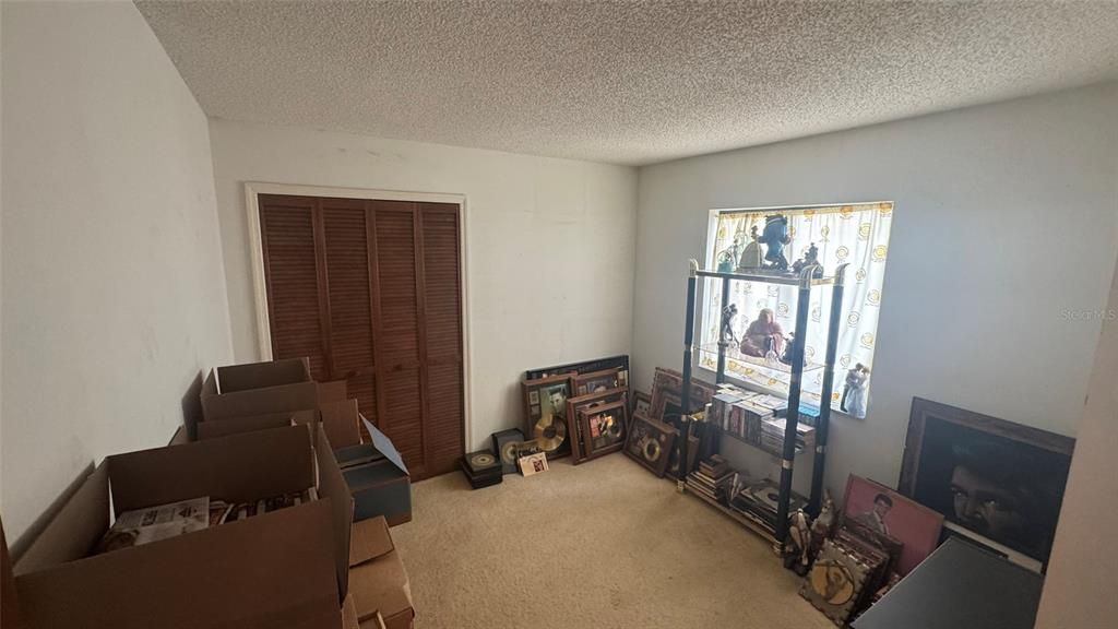 For Sale: $360,000 (3 beds, 2 baths, 1450 Square Feet)