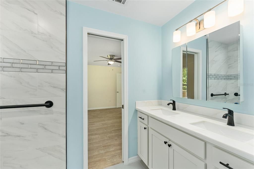 Active With Contract: $335,000 (3 beds, 2 baths, 1511 Square Feet)