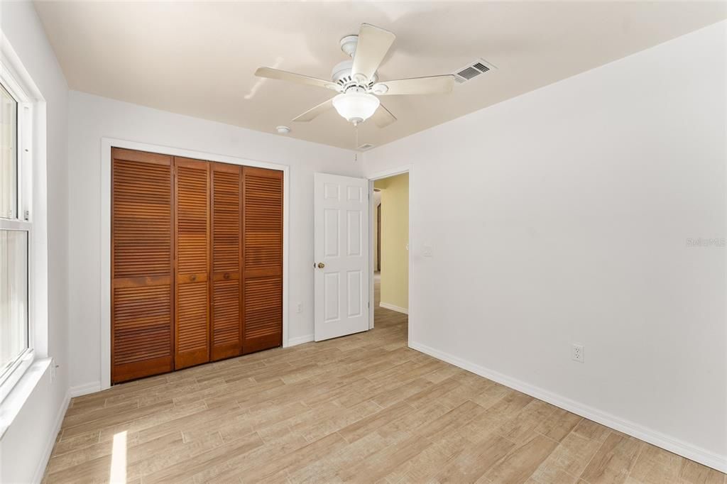 Active With Contract: $335,000 (3 beds, 2 baths, 1511 Square Feet)