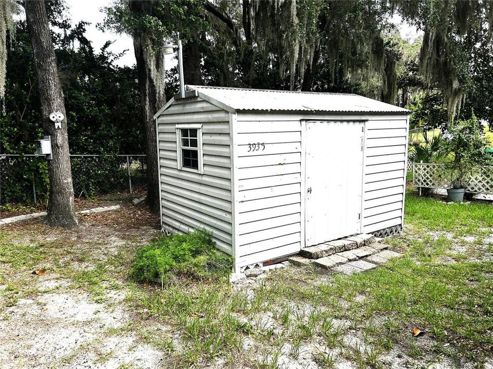 For Sale: $160,000 (2 beds, 2 baths, 960 Square Feet)