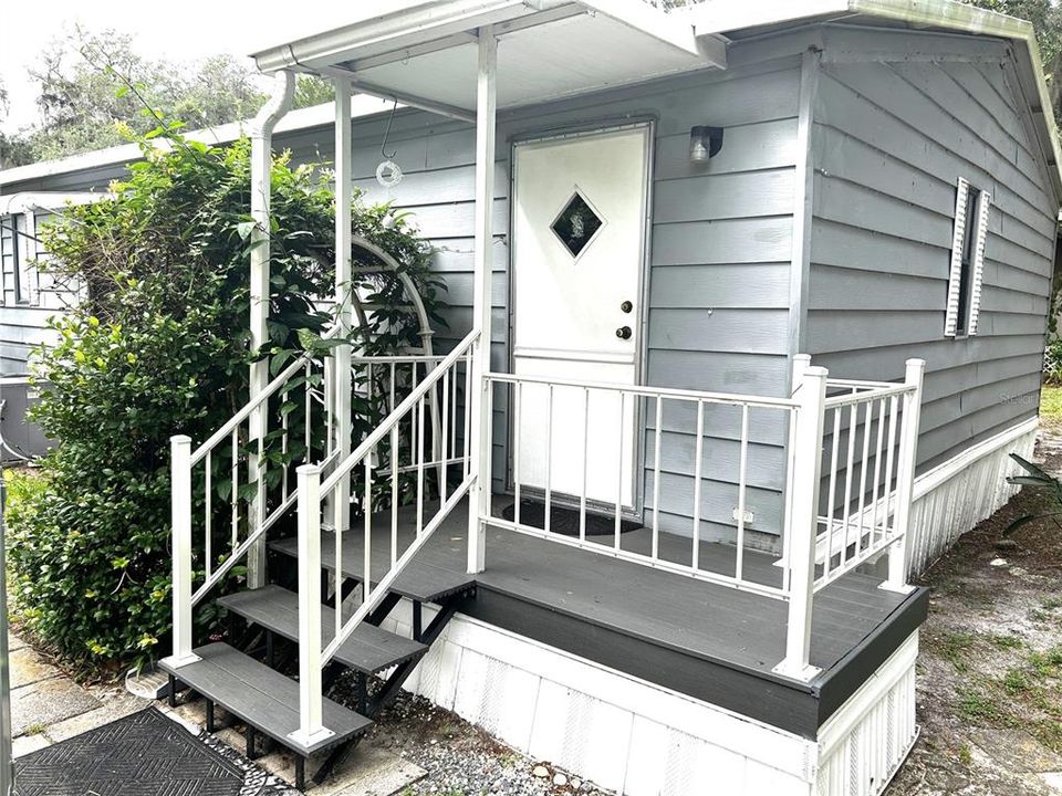 For Sale: $160,000 (2 beds, 2 baths, 960 Square Feet)