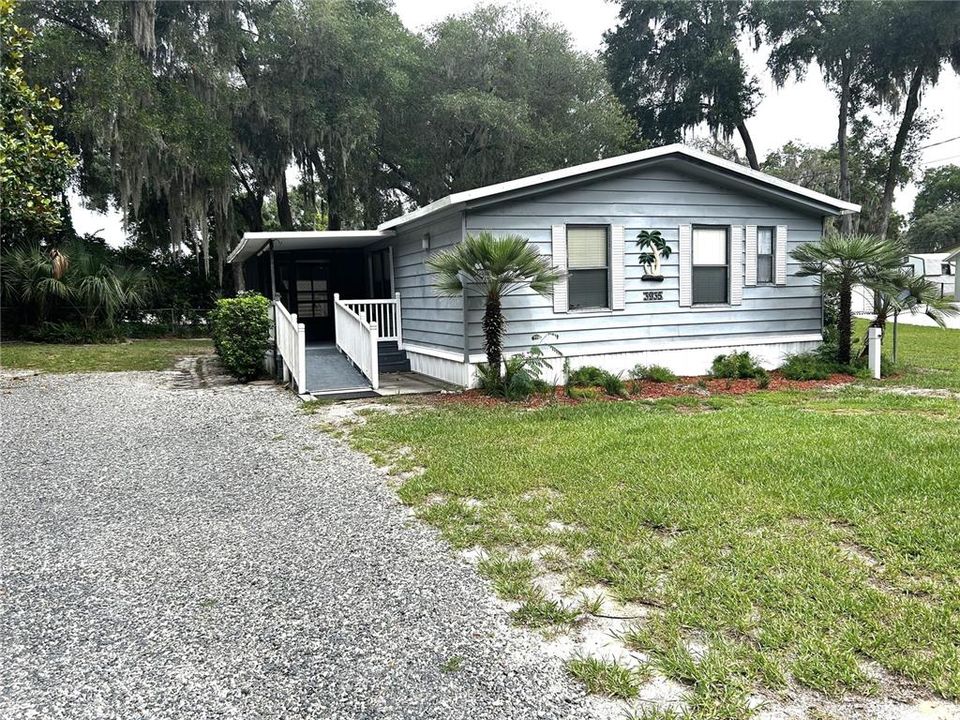 For Sale: $160,000 (2 beds, 2 baths, 960 Square Feet)