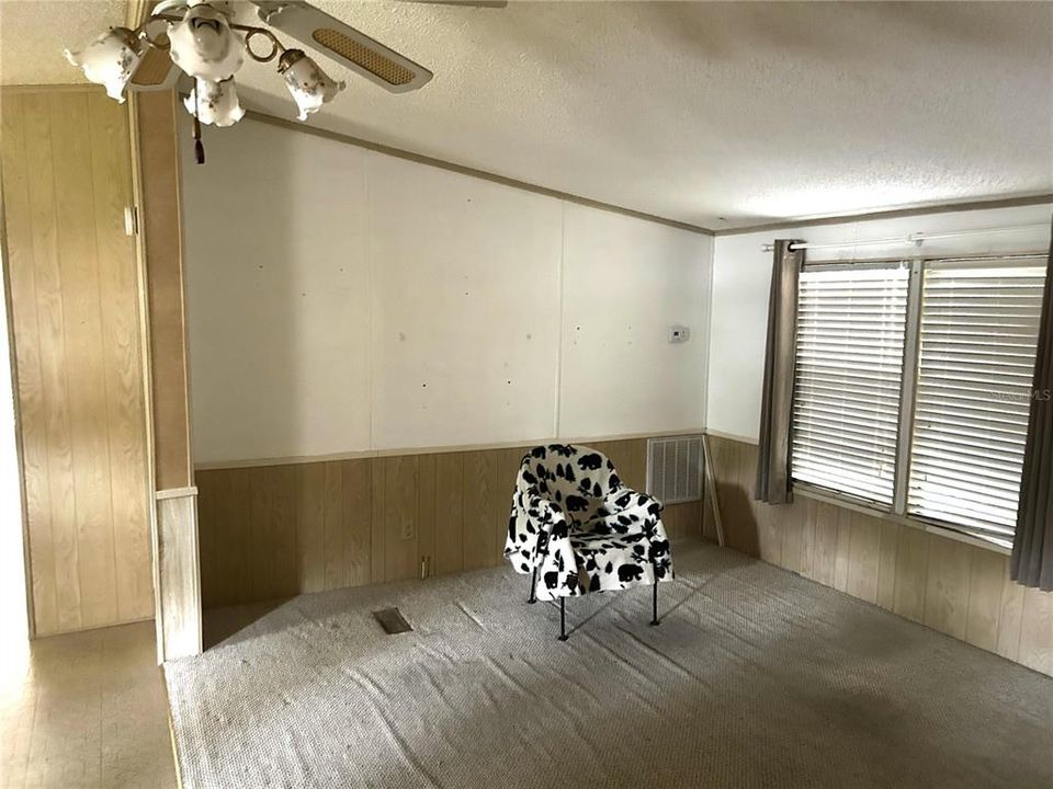 For Sale: $160,000 (2 beds, 2 baths, 960 Square Feet)