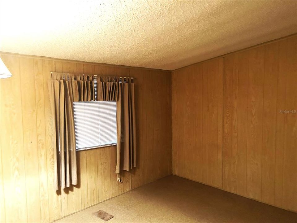 For Sale: $160,000 (2 beds, 2 baths, 960 Square Feet)