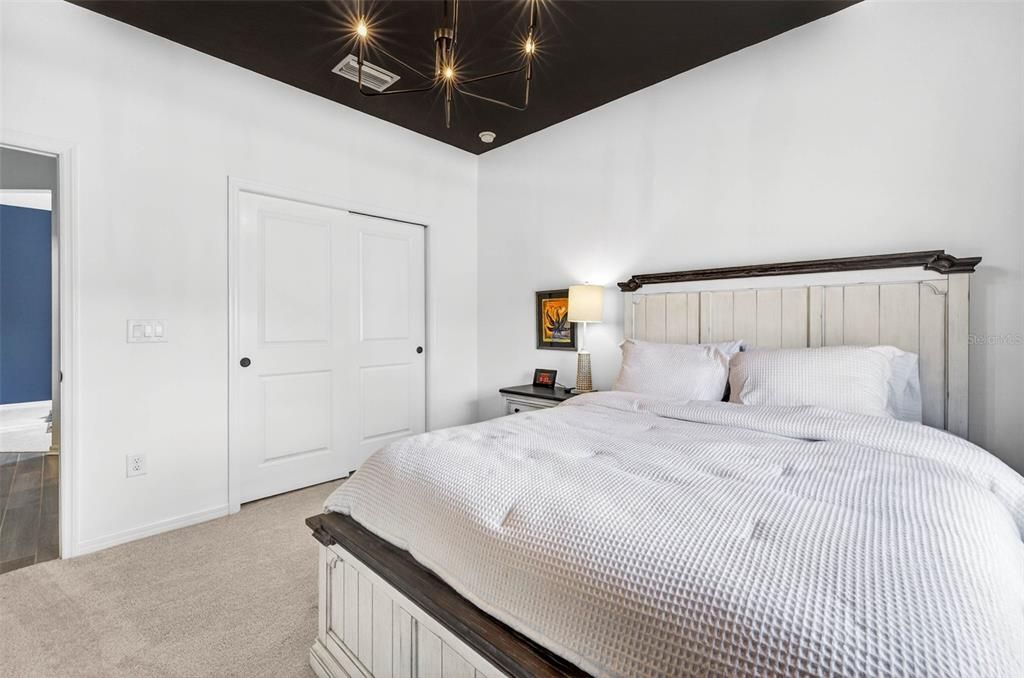 For Rent: $2,800 (2 beds, 2 baths, 2001 Square Feet)