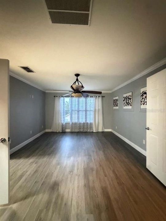 En Renta: $2,800 (4 camas, 3 baños, 2543 Pies cuadrados)