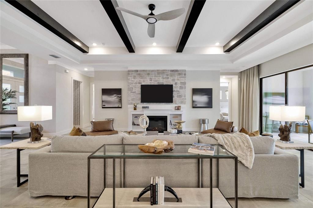 En Venta: $938,243 (3 camas, 3 baños, 3174 Pies cuadrados)